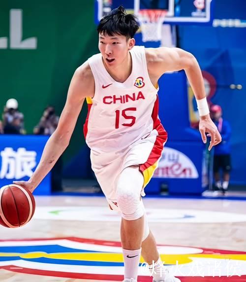 易建联职业生涯最悲壮一战，一人硬刚拥有7-8位NBA主力轮换的尼日利亚男篮！