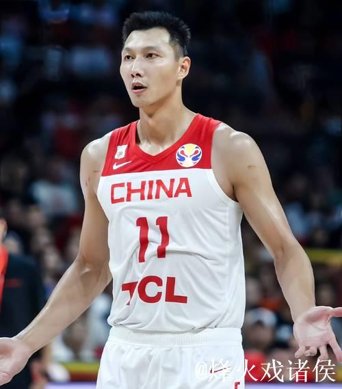 易建联职业生涯最悲壮一战，一人硬刚拥有7-8位NBA主力轮换的尼日利亚男篮！